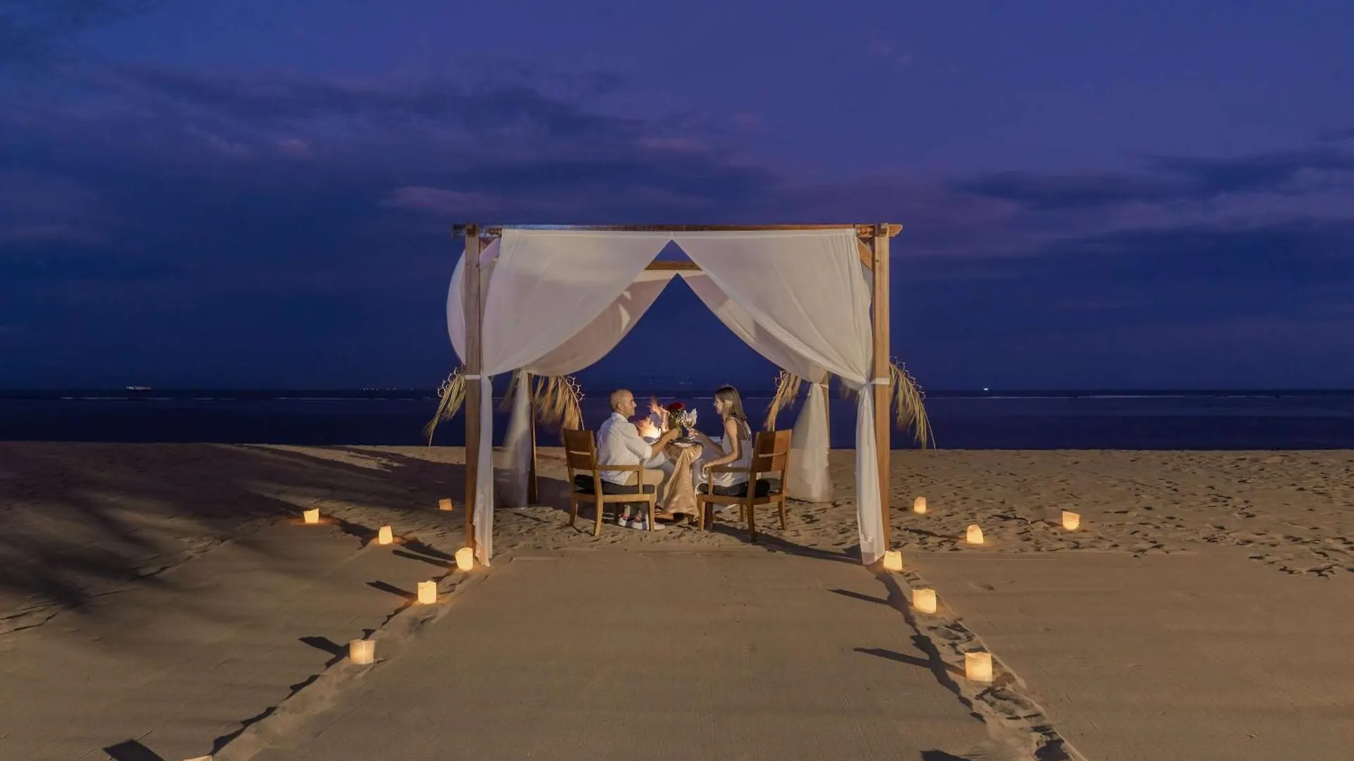 Conrad Bali Hotel Nusa Dua  5*, Nusa Dua (Bali) Indonesia