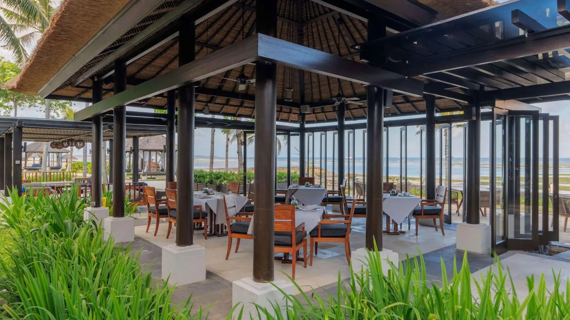 Conrad Bali Hotel Nusa Dua  5*, Nusa Dua (Bali) Indonesia